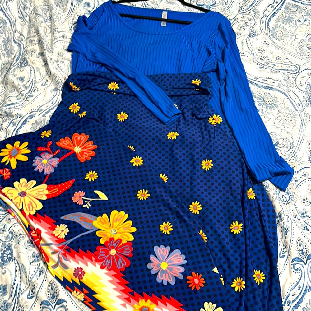 Lularoe maxi skirt and lynnae top